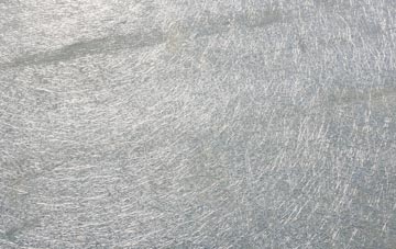 Thearne laminate fibreglass or shingles?